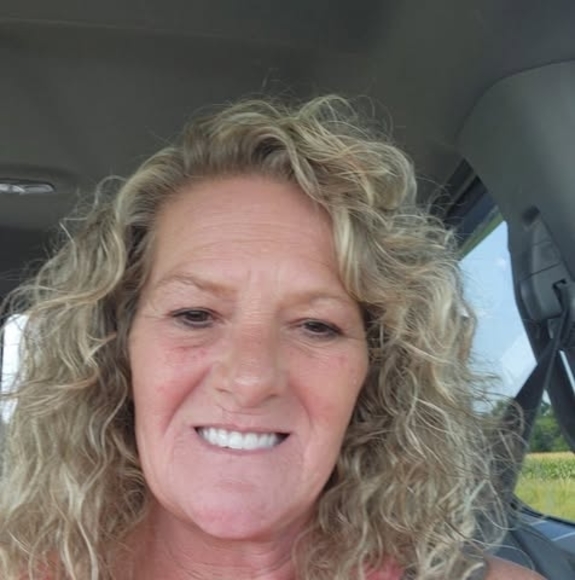 Meet your Posher, Joyce - Picture 1 of 1